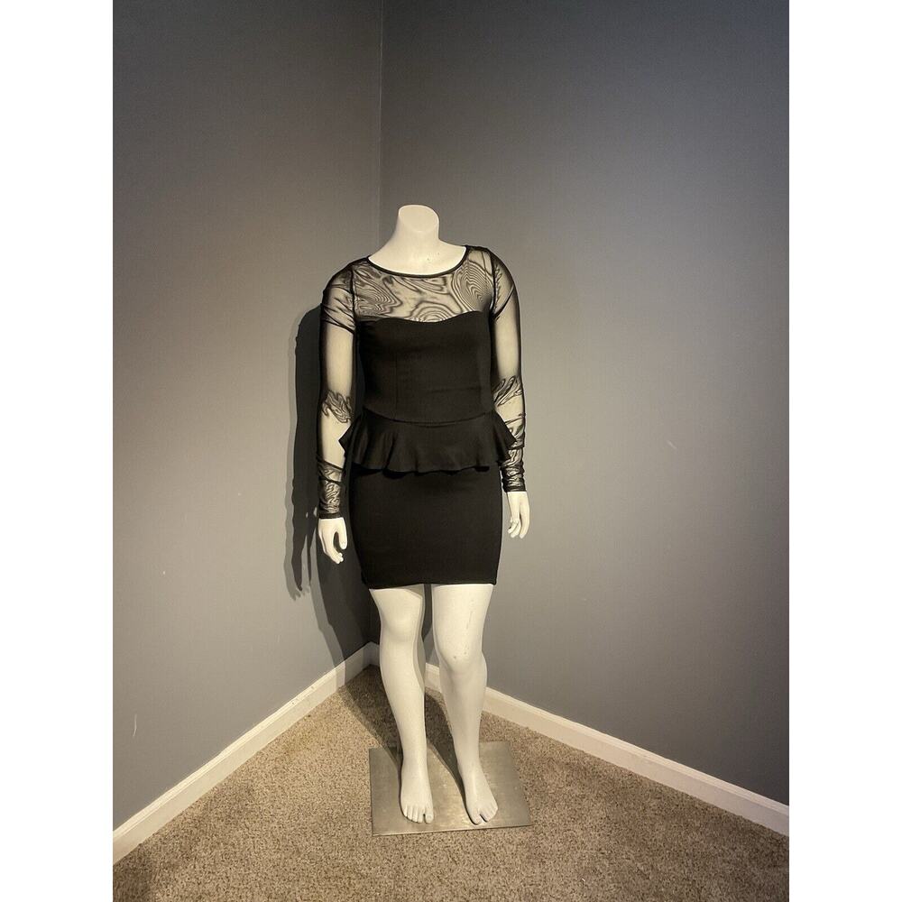 forever 21 black Mesh peplum Dress Women’s Size Medium Sexy Backless